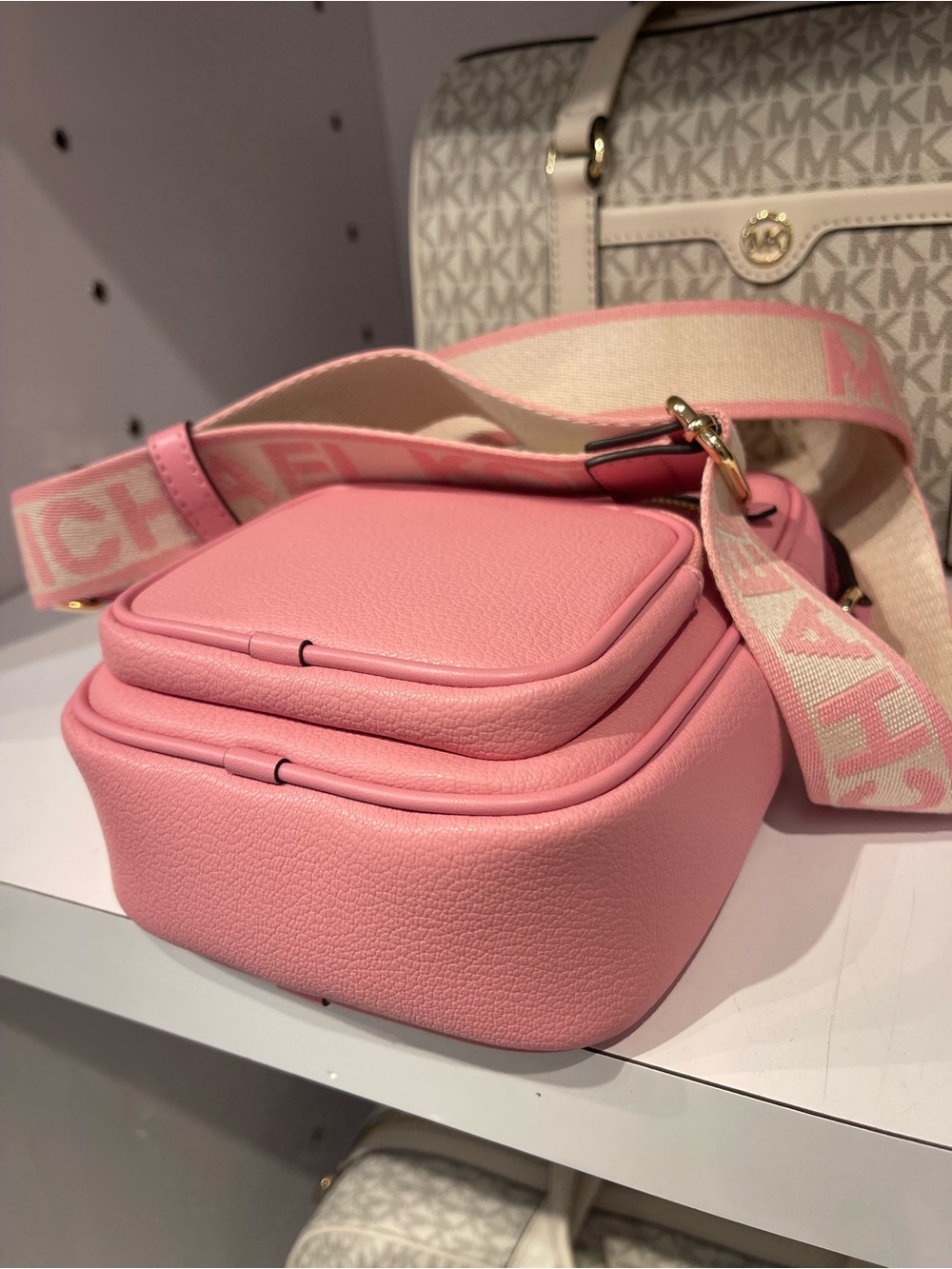 MICHAEL KORS Jet Set Medium Leather Crossbody Flight Bag
Carnation
NWT - Picture 14 of 16